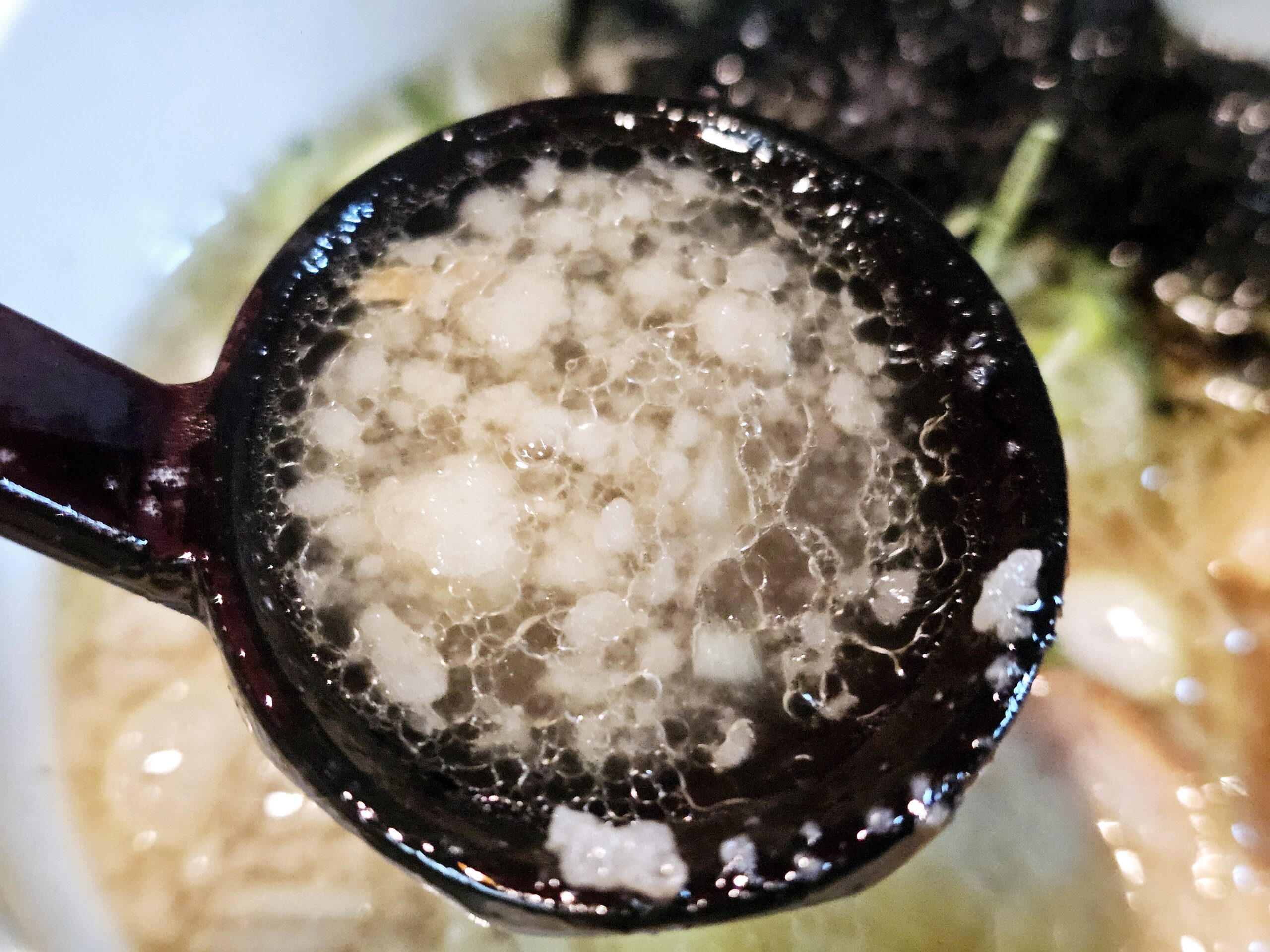 背脂豚中華そば スープアップ