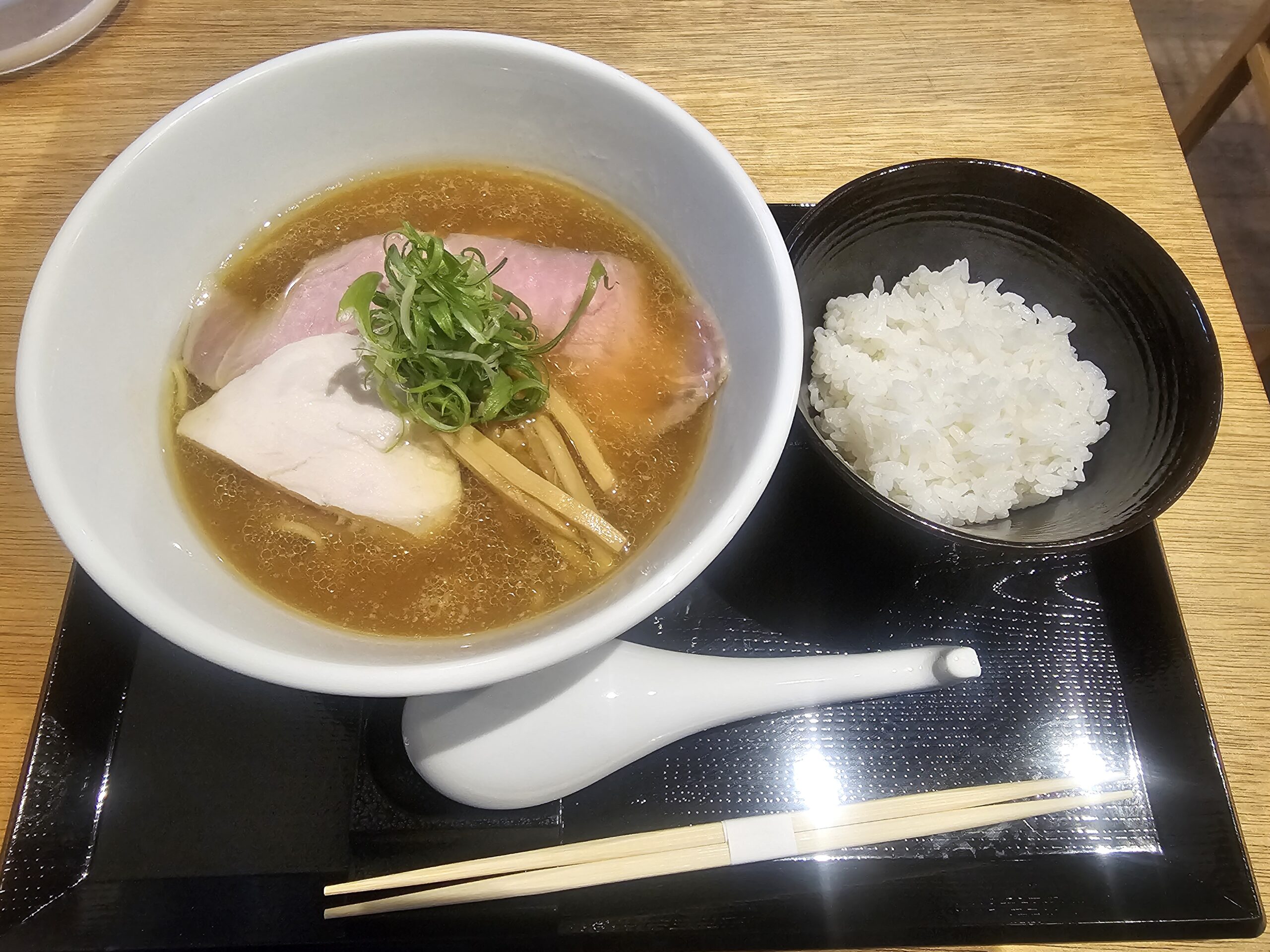らぁ麺 鷹の羽の濃厚醤油らぁ麺
