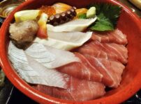 極み丼のアップ