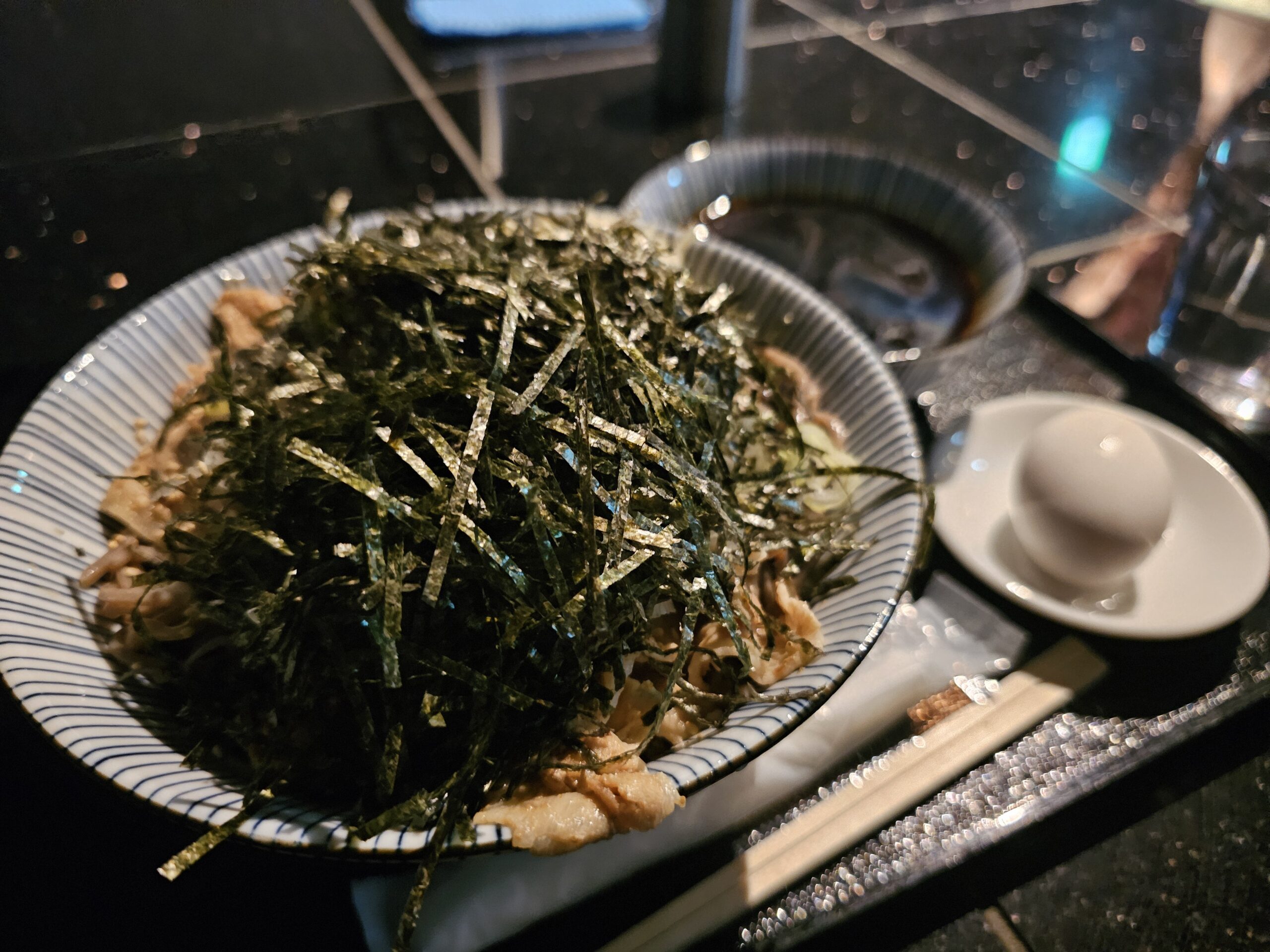 『そば さやか』の冷し肉そば