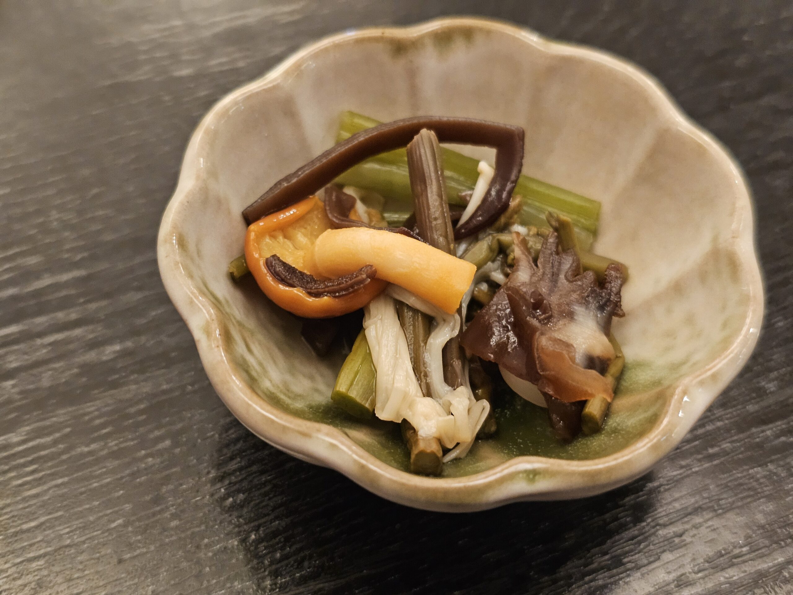 キノコや山菜の小鉢