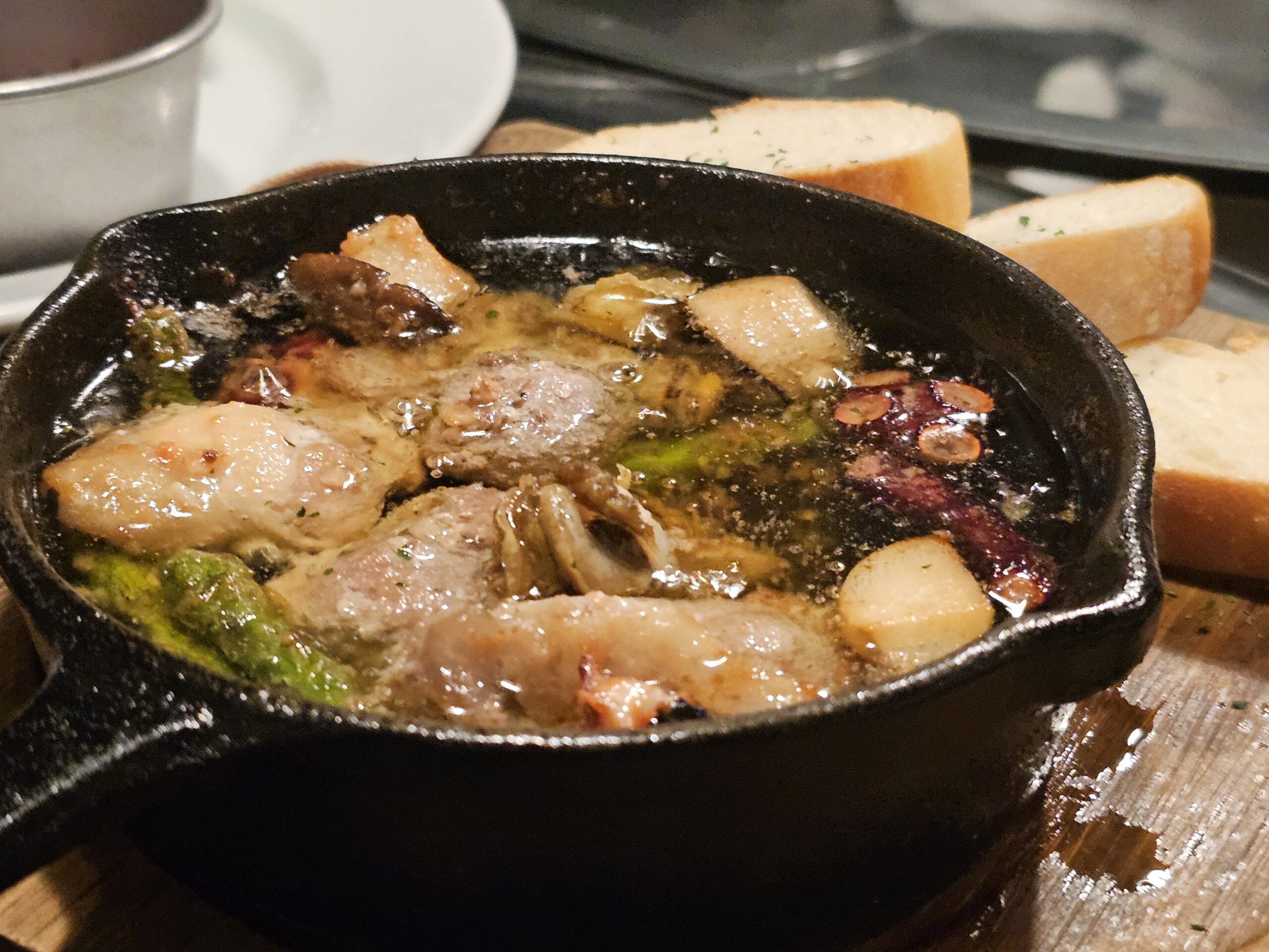 カスタマイズアヒージョ