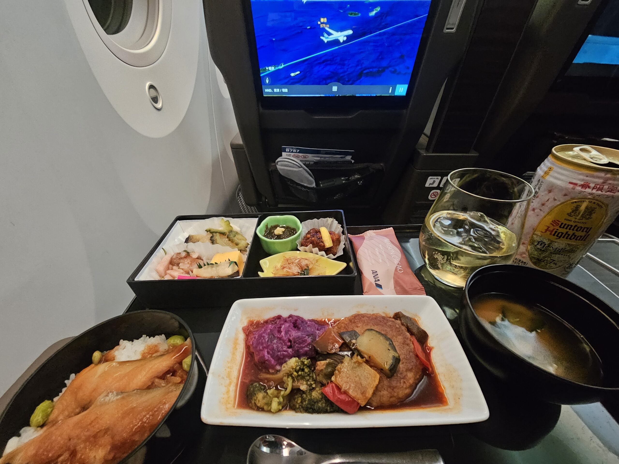 ファーストクラスでの機内食